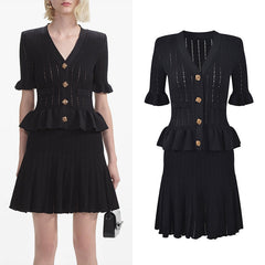 Short sleeve diamond buckle ruffle waist knit dress
